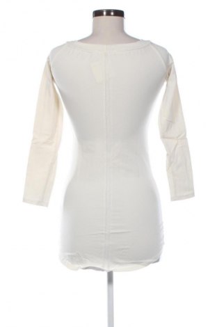 Дамска блуза Unbranded, Размер M, Цвят Екрю, Цена 10,00 €