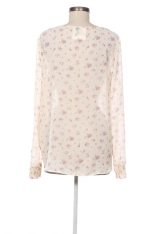 Damen Shirt United Colors Of Benetton, Größe L, Farbe Mehrfarbig, Preis € 9,99