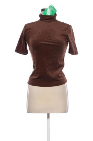 Дамска блуза United Colors Of Benetton, Размер S, Цвят Кафяв, Цена 32,00 €