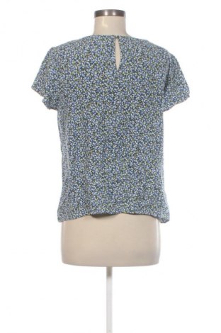 Дамска блуза VILA, Размер M, Цвят Многоцветен, Цена 4,60 €