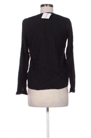 Дамска блуза Vero Moda, Размер M, Цвят Черен, Цена 3,06 €