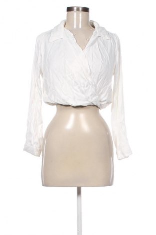 Дамска блуза Zara, Размер M, Цвят Екрю, Цена 14,00 €