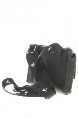 Dámská kabelka  Calvin Klein, Barva Černá, Cena  3 799,00 Kč
