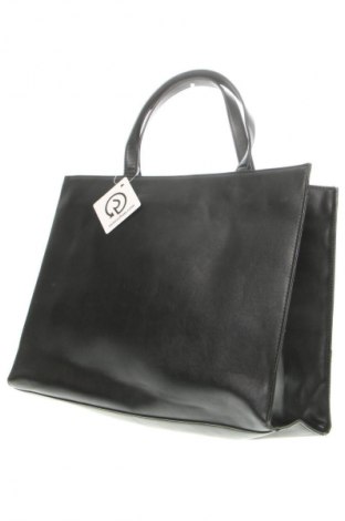 Dámská kabelka  Guess, Barva Černá, Cena  4 049,00 Kč