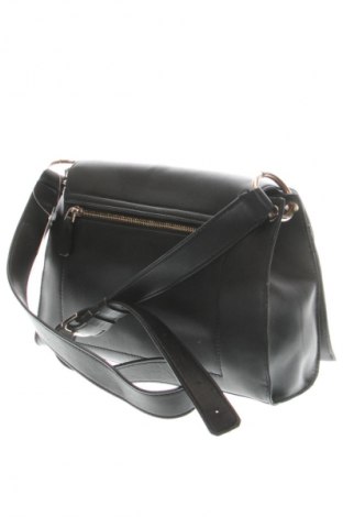 Dámská kabelka  Guess, Barva Černá, Cena  2 799,00 Kč