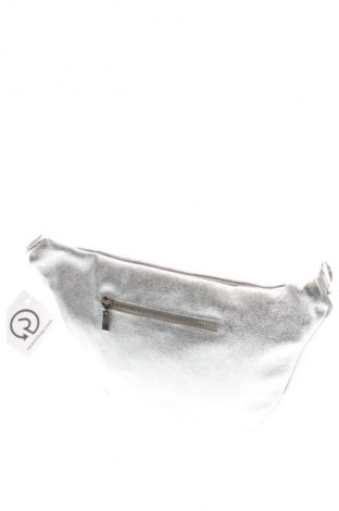 Dámská kabelka  Unbranded, Barva Stříbrná, Cena  929,00 Kč