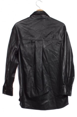 Γυναικείο πουκάμισο Bershka, Μέγεθος XS, Χρώμα Μαύρο, Τιμή 7,99 €