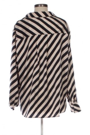 Dámska košeľa  C&A, Veľkosť XXL, Farba Viacfarebná, Cena  15,95 €
