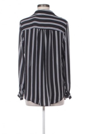 Γυναικείο πουκάμισο H&M, Μέγεθος M, Χρώμα Πολύχρωμο, Τιμή 15,99 €