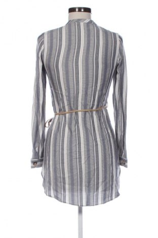 Дамска риза LC Waikiki, Размер S, Цвят Многоцветен, Цена 25,00 €