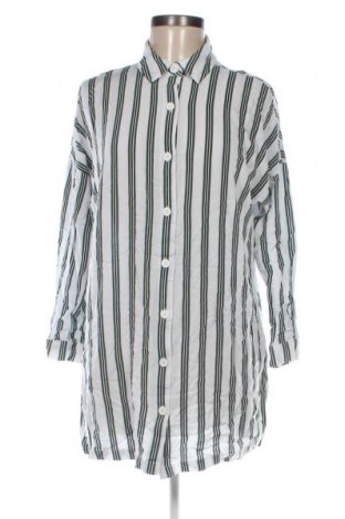 Дамска риза Pull&Bear, Размер S, Цвят Многоцветен, Цена 3,57 €