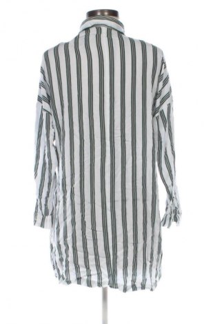 Дамска риза Pull&Bear, Размер S, Цвят Многоцветен, Цена 3,57 €