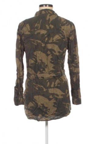 Γυναικείο πουκάμισο Stradivarius, Μέγεθος M, Χρώμα Πολύχρωμο, Τιμή 13,00 €