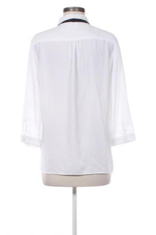 Дамска риза Stradivarius, Размер L, Цвят Бял, Цена 13,00 €