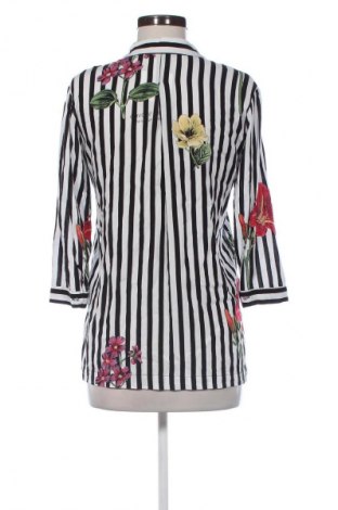 Dámská košile  Stradivarius, Velikost M, Barva Vícebarevné, Cena  368,00 Kč