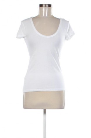 Damen T-Shirt Basics, Größe M, Farbe Weiß, Preis 9,00 €