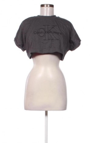 Dámské tričko Calvin Klein Jeans, Velikost XS, Barva Šedá, Cena  972,00 Kč