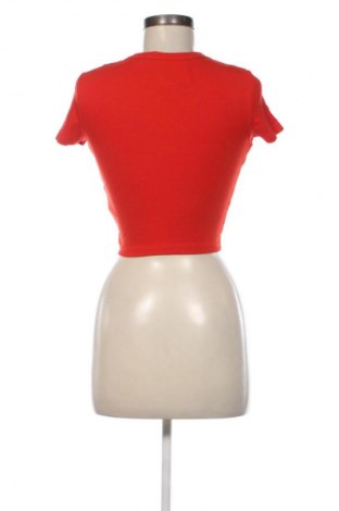 Дамска тениска FSBN Sister, Размер XS, Цвят Червен, Цена 4,60 €