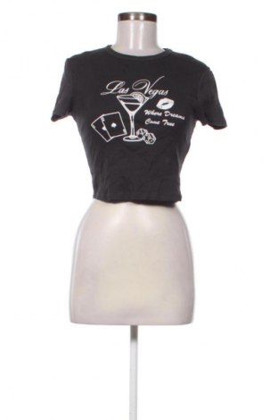 Dámské tričko Fb Sister, Velikost L, Barva Šedá, Cena  255,00 Kč