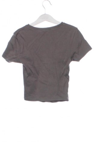 Dámské tričko Fb Sister, Velikost XXS, Barva Šedá, Cena  255,00 Kč