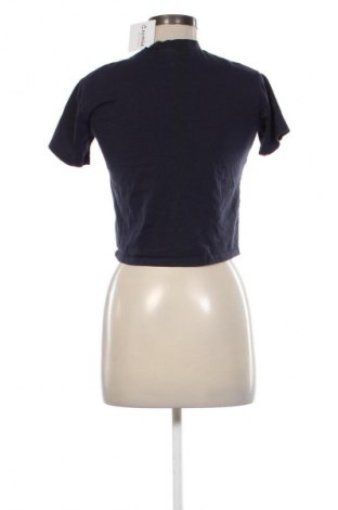 Дамска тениска Guess, Размер M, Цвят Син, Цена 16,00 €