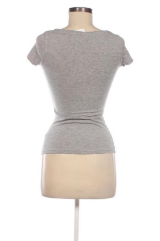 Дамска тениска H&M, Размер XS, Цвят Сив, Цена 8,69 €