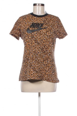 Дамска тениска Nike, Размер M, Цвят Многоцветен, Цена 14,00 €