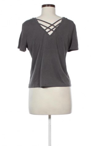 Női póló ONLY, Méret M, Szín Szürke, Ár 2 933 Ft