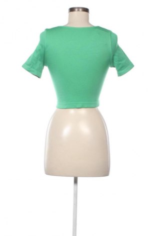 Γυναικείο t-shirt Primark, Μέγεθος M, Χρώμα Πράσινο, Τιμή 6,99 €