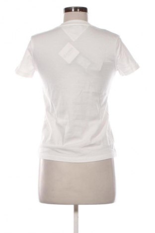 Дамска тениска Tommy Jeans, Размер XS, Цвят Многоцветен, Цена 29,14 €