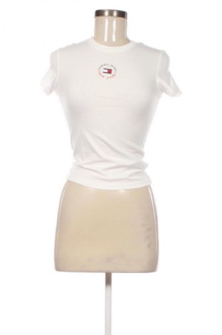 Дамска тениска Tommy Jeans, Размер XS, Цвят Бял, Цена 24,54 €