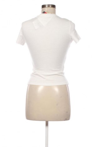 Dámske tričko Tommy Jeans, Veľkosť XS, Farba Biela, Cena  46,95 €