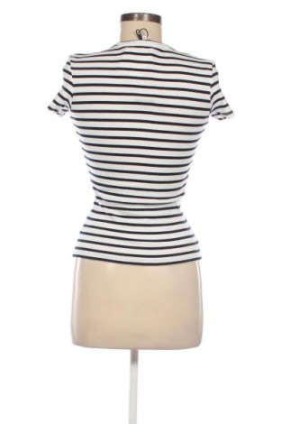 Tricou de femei Tommy Jeans, Mărime XS, Culoare Multicolor, Preț 186,99 Lei