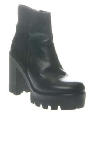 Дамски боти Aquamarine, Размер 37, Цвят Черен, Цена 72,00 €