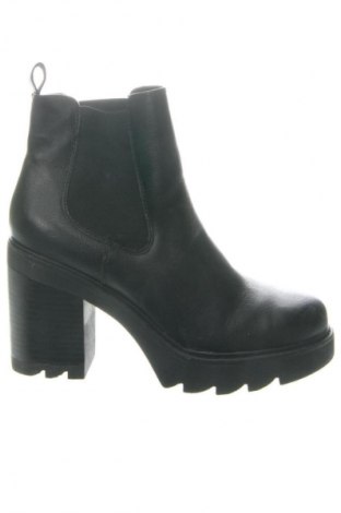 Női bokacsizma Catwalk, Méret 38, Szín Fekete, Ár 13 039 Ft