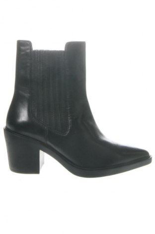 Γυναικεία μποτάκια Edited, Μέγεθος 39, Χρώμα Μαύρο, Τιμή 107,99 €