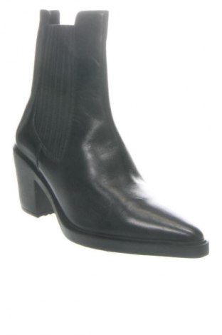 Γυναικεία μποτάκια Edited, Μέγεθος 39, Χρώμα Μαύρο, Τιμή 107,99 €