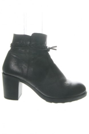 Damskie botki Elite, Rozmiar 40, Kolor Czarny, Cena 112,53 zł