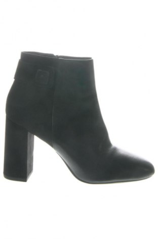 Damskie botki Geox, Rozmiar 38, Kolor Czarny, Cena 591,72 zł