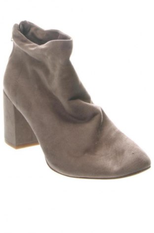 Γυναικεία μποτάκια Graceland, Μέγεθος 41, Χρώμα  Μπέζ, Τιμή 38,99 €