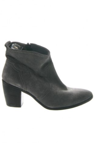 Botine de damă Kennel & Schmenger, Mărime 37, Culoare Gri, Preț 849,75 Lei