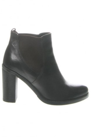 Дамски боти Lasocki, Размер 35, Цвят Кафяв, Цена 58,31 €