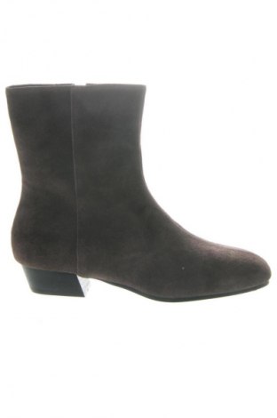 Botine de damă Reserved, Mărime 39, Culoare Maro, Preț 269,21 Lei