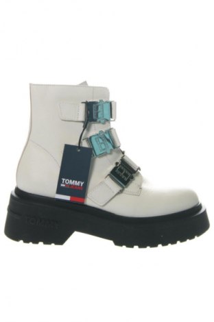 Дамски боти Tommy Jeans, Размер 40, Цвят Бял, Цена 163,61 €, #135750440