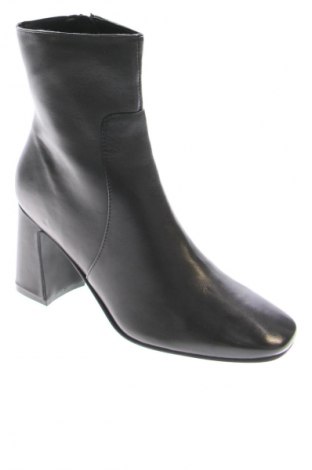 Γυναικεία μποτάκια Topshop, Μέγεθος 40, Χρώμα Μαύρο, Τιμή 88,00 €