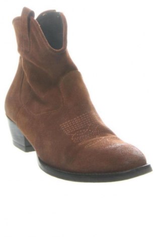 Női bokacsizma Unbranded, Méret 38, Szín Barna, Ár 25 879 Ft