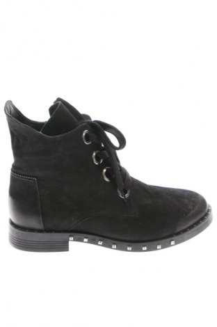 Дамски боти Unbranded, Размер 40, Цвят Черен, Цена 51,60 €