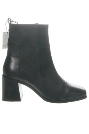 Dámské poltopánky Zign, Veľkosť 38, Farba Čierna, Cena  107,95 €