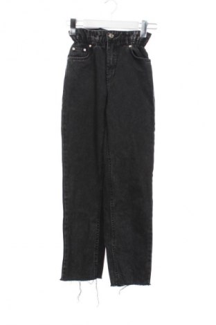 Női farmernadrág Bershka, Méret XXS, Szín Fekete, Ár 6 198 Ft