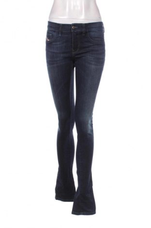 Damen Jeans Diesel, Größe M, Farbe Blau, Preis 61,96 €